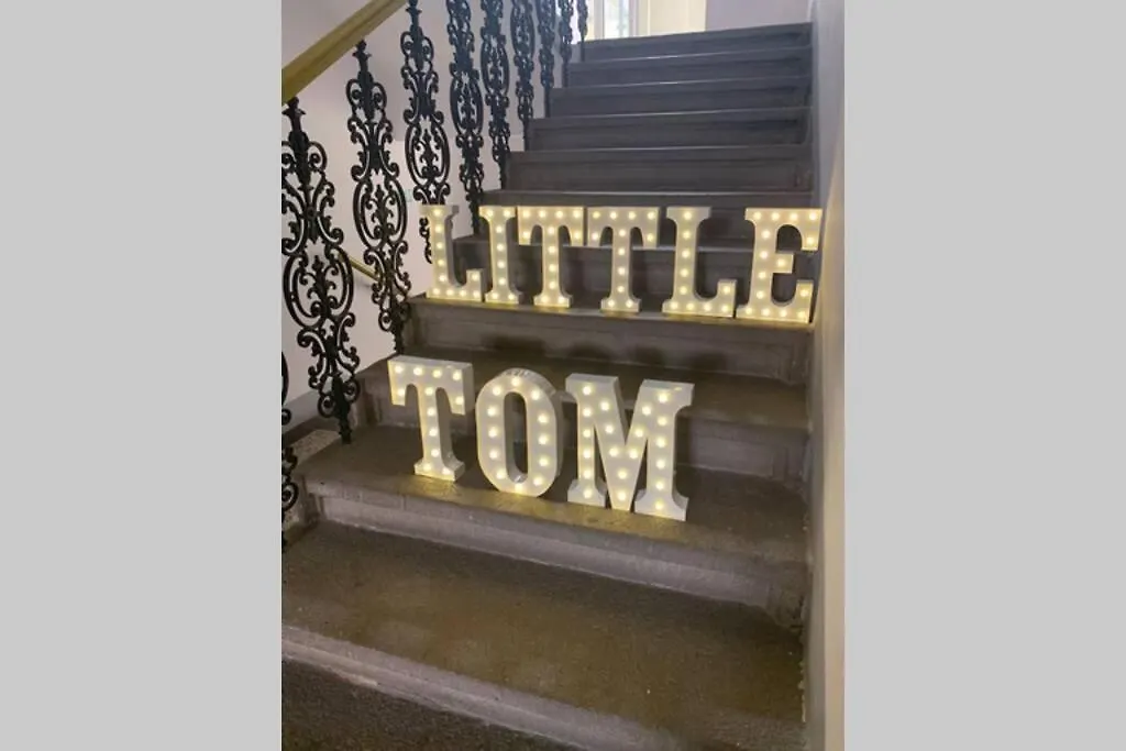 Little Tom Apartments Prague