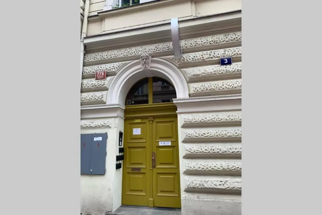 Little Tom Apartments Prague 0*,