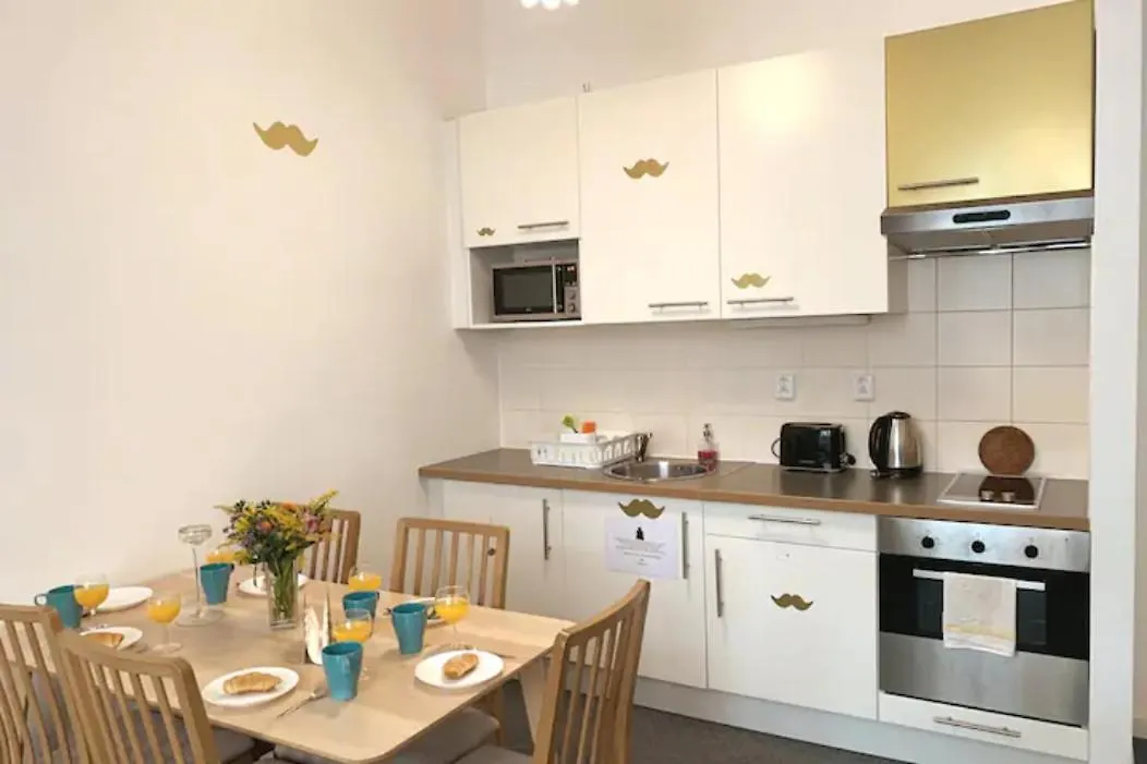 Little Tom Apartments Прага