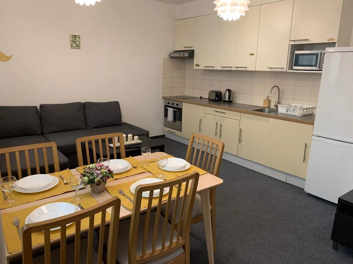 Little Tom Apartments Прага Чехия
