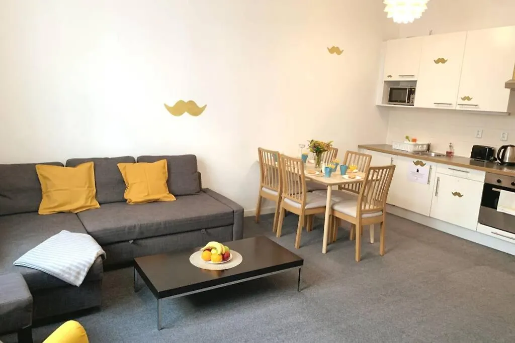 Little Tom Apartments Prague