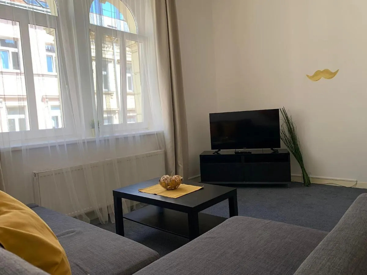 Little Tom Apartments Prague